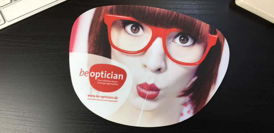 Kunden Mousepad in Form einer Brille